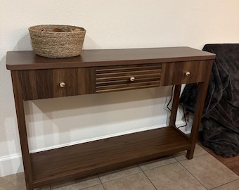 47 Inch Fluted Console Table with USB C Port, 3 Drawer Storage Entryway Sofa Table