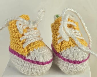 Crochet Doll Dream Sneakers – Handgjorda designerskor för Amigurumi Tanz Doll
