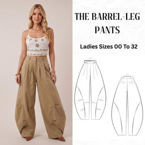 Puede incluir: Una mujer con un top blanco con bordados florales y pantalones color beige de pernera ancha. Los pantalones tienen cintura alta y pliegues. La imagen también incluye un dibujo lineal de los pantalones y el texto "THE BARREL-LEG PANTS" y "Ladies Sizes 00 To 32".