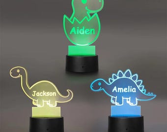 Luz nocturna de dinosaurio personalizada para niños, luz LED con nombre personalizado para decoración de dormitorio infantil, regalos para niños, Navidad, cumpleaños y amantes de los dinosaurios.