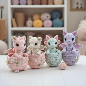 かぎ針編みの孵化ベビードラゴンと卵の編みぐるみパターン（PDFダウンロード）