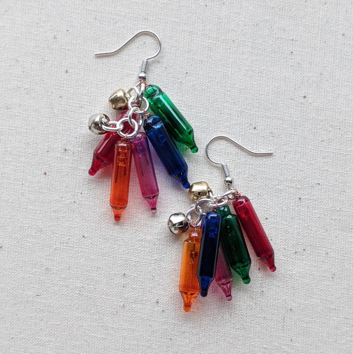 Christmas Light Earrings Ucycled Light Bulb jewelry. Awesome Etsy