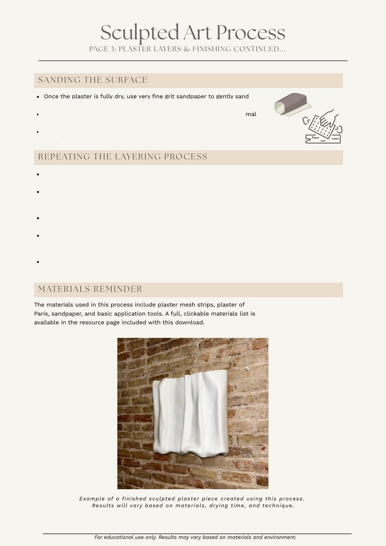 Op de afbeelding: Educatieve gids "Sculpted Art Process" met instructies voor het aanbrengen en afwerken van gips. Bevat tekst, illustraties van schuren en een afgewerkte gipssculptuur op een bakstenen muur. Materialen en procesdetails zijn inbegrepen.