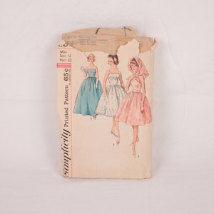 1960s Simplicity 4931 // evening dress // size 12 bust 32