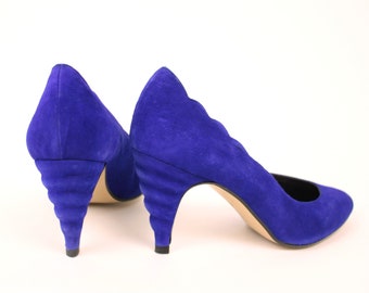 80s 90s suede heels //  // size 7.5