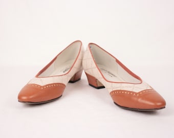 80s spectator shoes // low heel // size 6