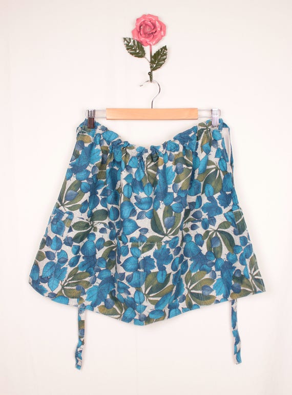 vintage leaf print apron // drawstring - image 10