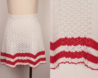 vintage crochet apron // red and white