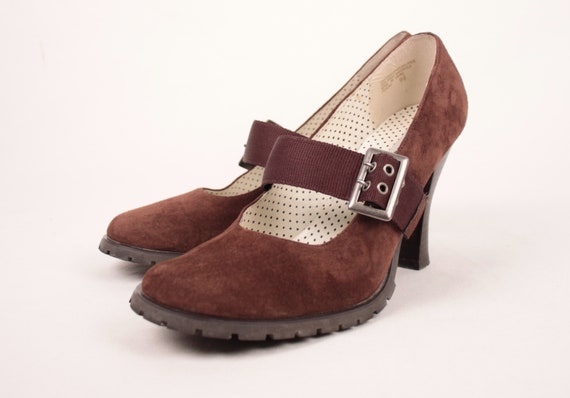 suede mary janes // lug sole // canvas and gromme… - image 3