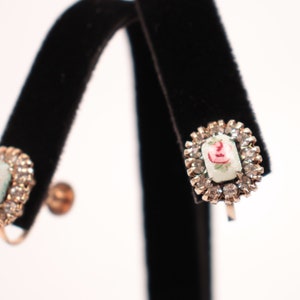 40s 50s Vargas painted earrings // screw back image 6