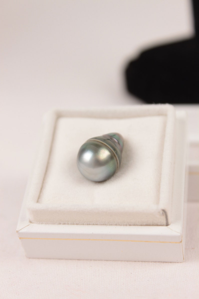 Tahitian baroque pearl  10mm