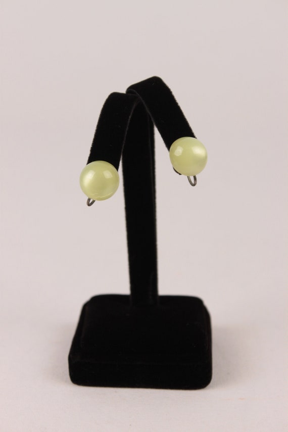 50s 60s yellow lucite earrrings // screw back