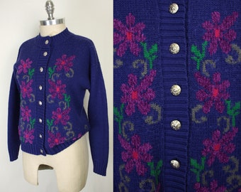 80s 90s granny cardigan // floral design // wool blend