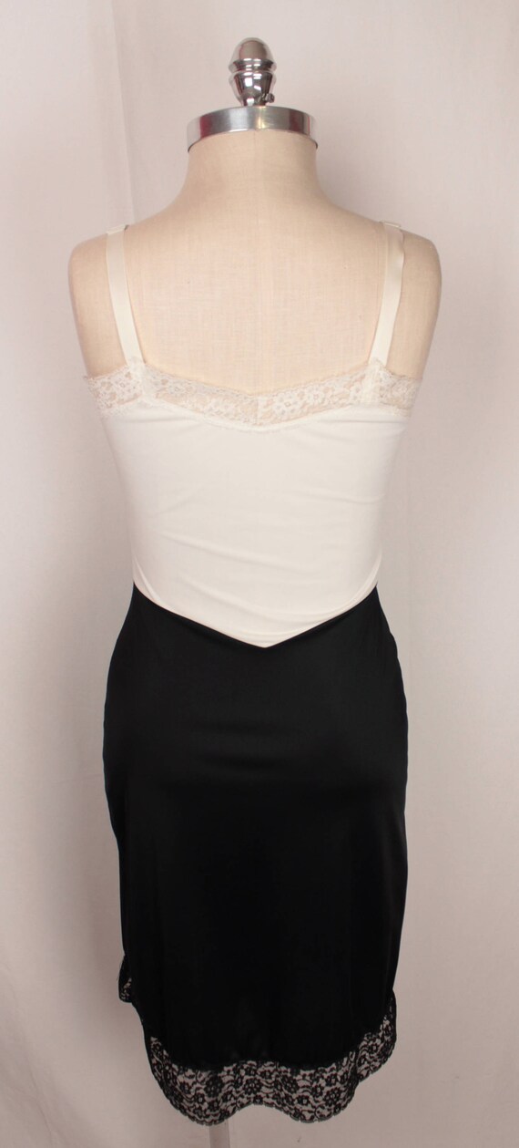 50s 60s full slip // sheer lace bust // size 34 - image 4