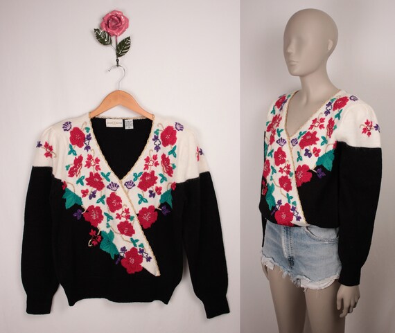 80s 90s beaded surplice sweater // puff sleeves //