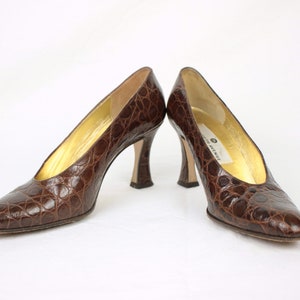 80s Saks Fifth Avenue heels // croc embossed leather // size 8AA image 1