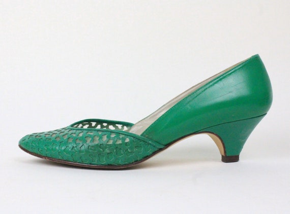 80s Bandolino low heels // green leather // size 7 - image 2