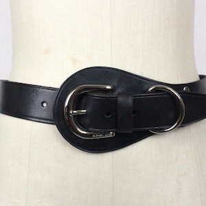 vtg Michael Kors belt // black leather // silver hardware