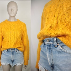 80s 90s mohair blend sweater // gold cable knit