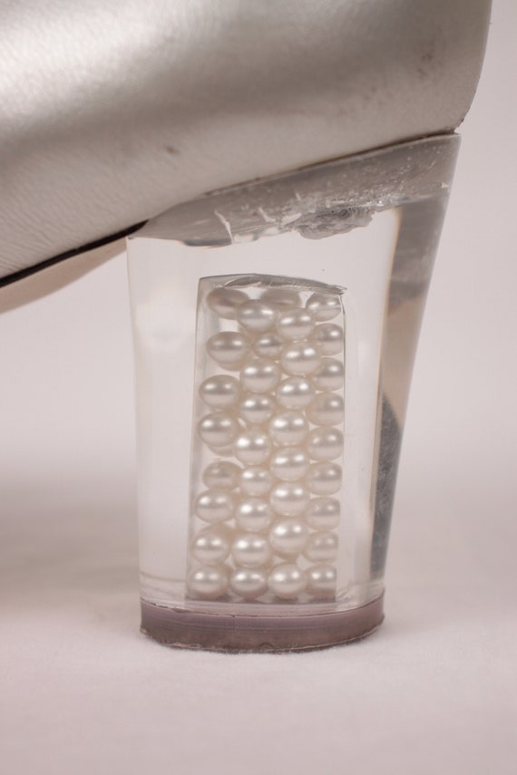 80s acrylic and pearl heels // high vamp // silve… - image 7