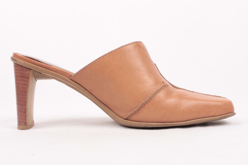 brown leather mules stitching detail sz 8