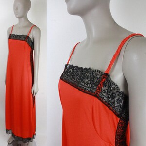 70s Gossard Artemis nightgown // side slit // black lace trim image 4