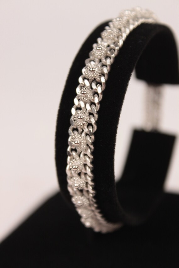 vintage spun silver bracelet // floral motif