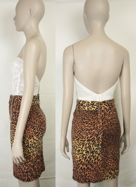 80s 90s leopard print skirt // stretch denim - image 3