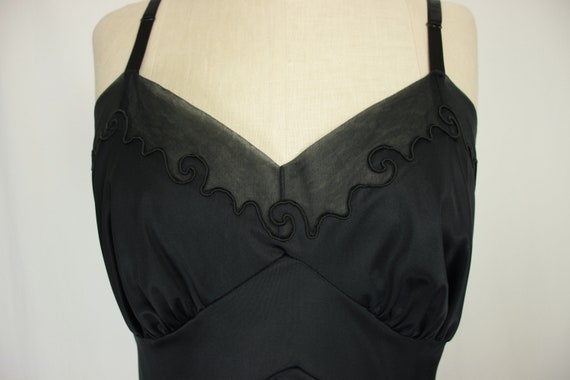 50s 60s Yolande full slip // swirl embroidery // … - image 6