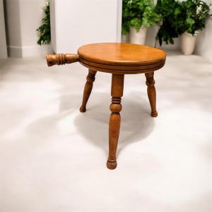Vintage Wooden Milking Stool with Handle, Primitive Farmhouse Accent Table