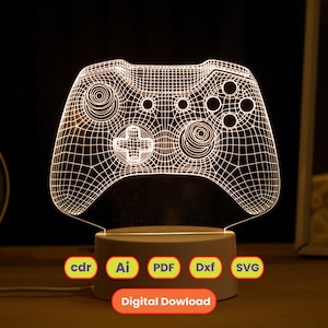 Può includere: Luce notturna a forma di controller di gioco in stile wireframe luminoso. Il controller è bianco e poggia su una piccola base quadrata. L'immagine include il testo "Digital Download" e icone di tipo di file.
