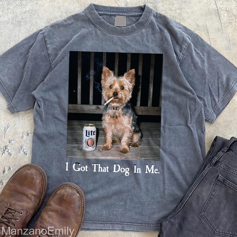 Anpassad t-shirt med husdjursfoto, personlig "I Got That Dog In Me", ironisk hundrökning, vintagegrafik-t-shirt, sarkastisk hundpappa-present bild 7