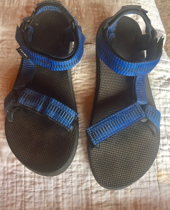 vintage teva sandals