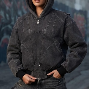 Oversized Hooded Jacket | Washed Zip Up Outerwear | Winter Fashion | Retro Streetwear Style

Oversized hooded jacket with washed retro streetwear style