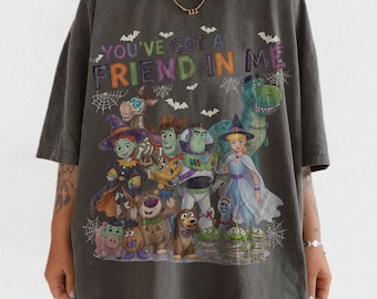 Camiseta de Halloween "Tienes un amigo en mí", camiseta de Halloween de Toy Story, Woody, Buzz, Jessie, Rex, Bo Peep, Pixar, temporada espeluznante, viaje familiar a Disney