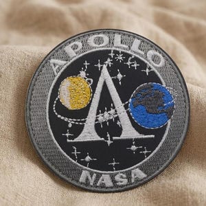 NASA Apollo Space Program Embroidered Patch, Vintage NASA Mission Patch, Apollo Program Space Patch for Jacket Backpack Hat