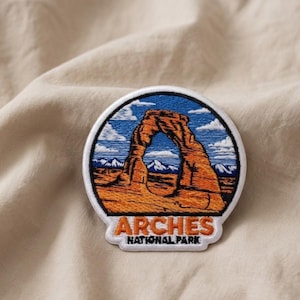 Desert Road Cactus Embroidered Patch Vintage Southwest Sunset Travel Souvenir Badge for Jacket Hat Backpack