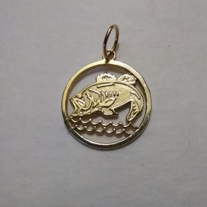 Vintage Largemouth Bass Coin Style Pendant 14k Yellow Gold
