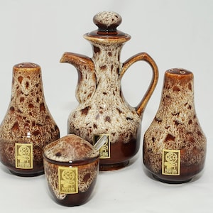 Fosters Pottery Cruet Set