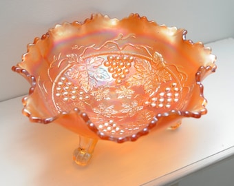Carnival Ware Grape Bowl