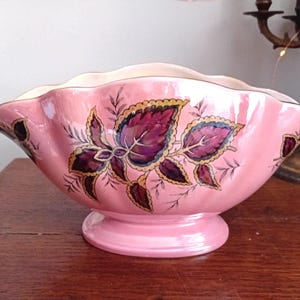 Vintage Maling Ware Lustreware Vase: Pink Coleus Leaf Decor