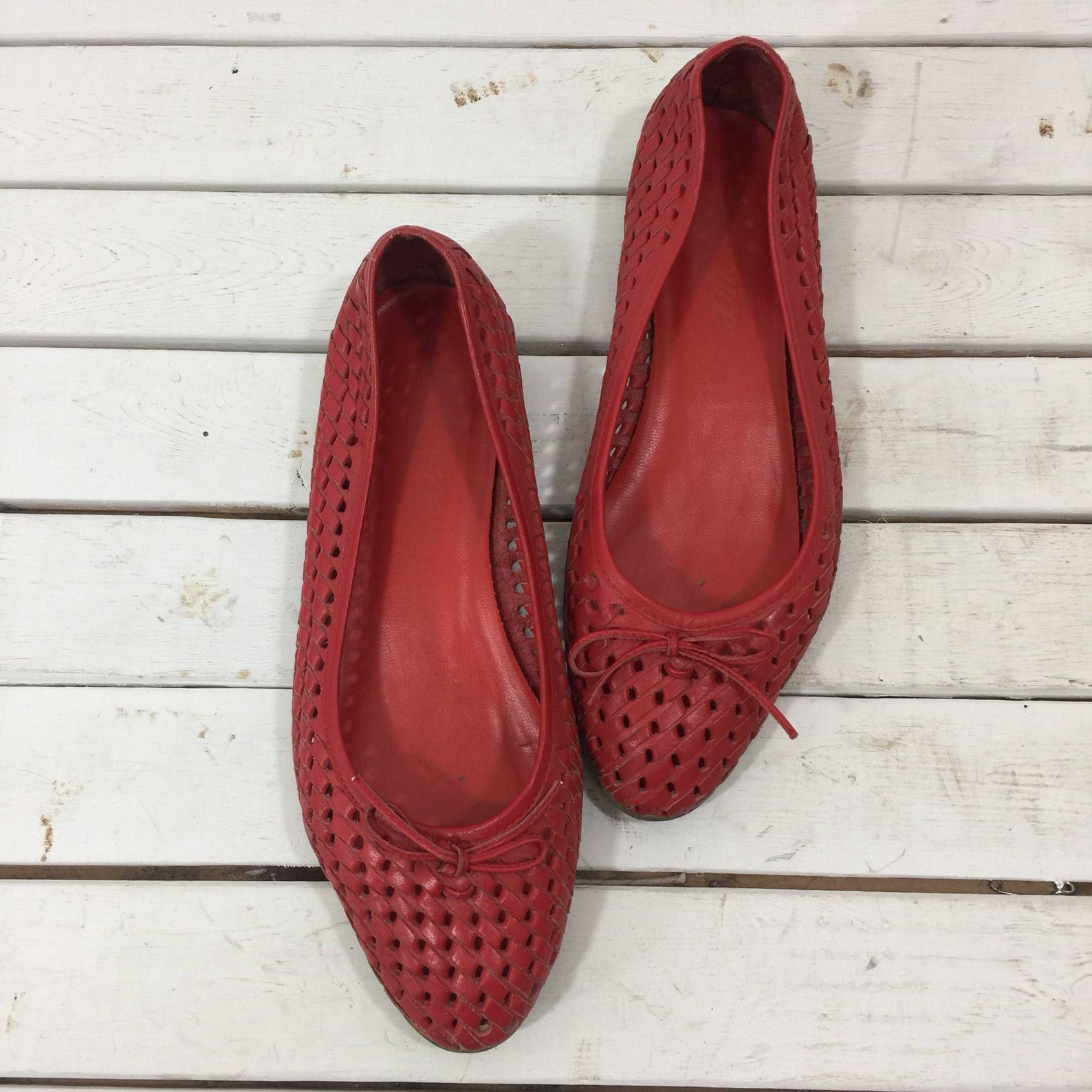 vintage 80's red woven leather ballet bow flats 8 vintage 80's red woven leather ballet bow flats 8