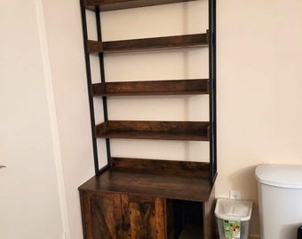 Kattenbak met planken en deuren, verborgen houten opberger voor kattenhok