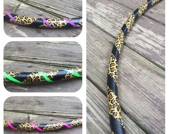 Lucky Leopard - Hula Hoop avec du ruban adhésif