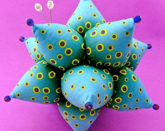 Pincushion Tutorial Sea Urchin Pattern PDF Sea Creature Pincushion Quilter Folded Fabric Kanzashi Vintage Look Sputnik La Todera