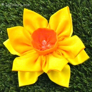 Kanzashi Flowers Pin Brooch Daffodil Pattern PDF Pattern Tutorial Fabric Flower Headbands Hair Clip Bouquet Embellishments Wedding La Todera image 1