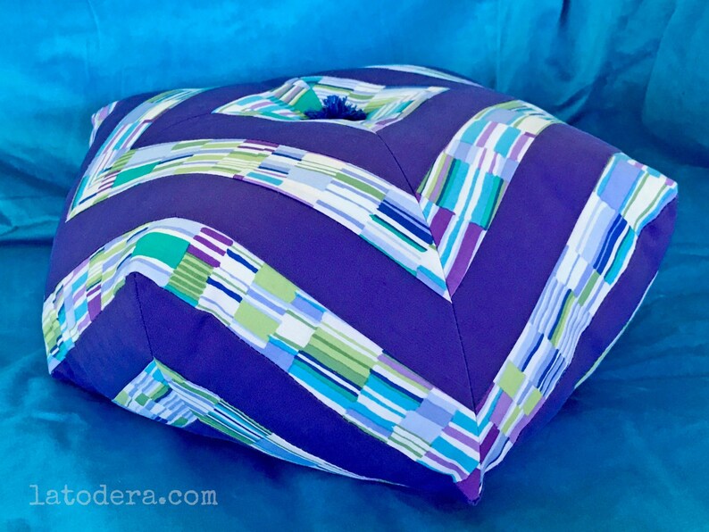 Chevron Pillow Pattern, Quilted Cushion Pattern, Zigzag Pillow Pattern, Patchwork Pillow Pattern, Zig Zag Pillow, 3D Cushion, Kaffe Fassett image 2