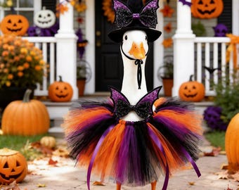 Witch Goose Costume for 17-23 Inch Porch Goose,Halloween Outdoor Decor,Patio Lawn Ornament, Spooky Garden Accessory,Fall Seasonal Decoration
