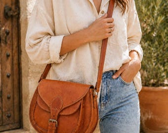 Bolso bandolera de piel personalizado para mujer / Bolso de hombro de piel de grano completo hecho a mano / Bolso con nombre personalizado / Bolso bandolera vintage / Regalo para ella