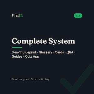 Op de afbeelding: Een donkerblauwe digitale afbeelding met de witte tekst FirstSit en SIE in een groene pilvorm. De tekst luidt Complete System, 6-in-1: Blueprint, Glossary, Cards, Q&A, Guides, Quiz App, en de zin Pass on your first sitting.